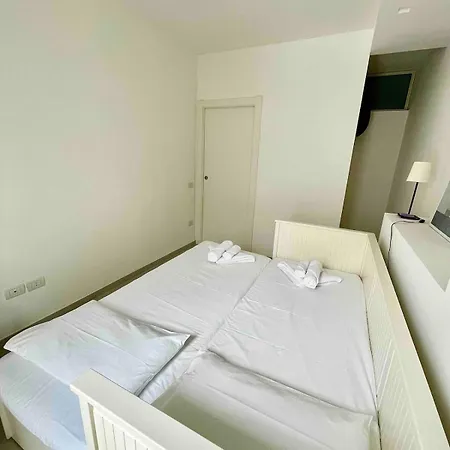 Casa Anto A 50m Dal Mare * 瓦斯托