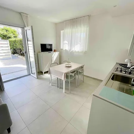 Casa Anto A 50m Dal Mare Appartement