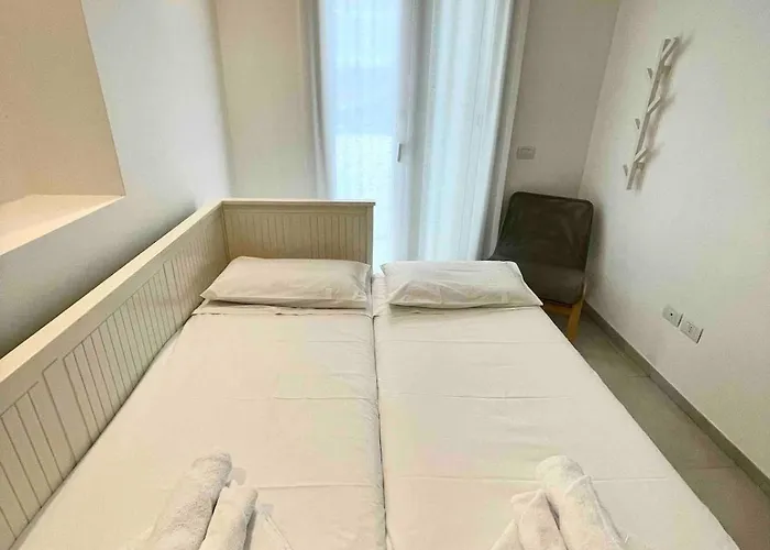 דירה Casa Anto A 50m Dal Mare ואסטו